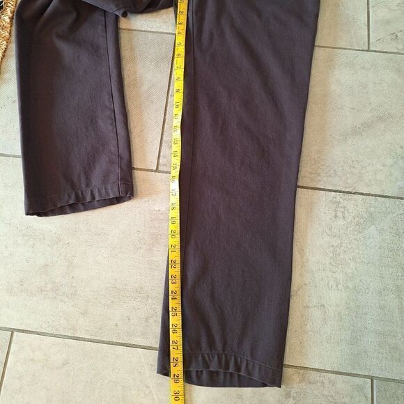 St. John Sport by Marie Gray Pants Jeans Size 10 - Picture 10 of 10